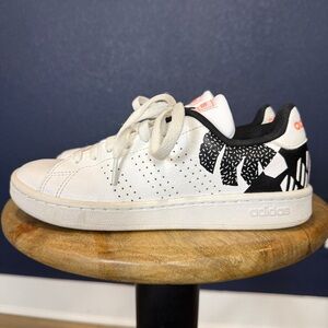 Adidas Women's Neo Cloudfoam Advantage White & Black Graphic Sneakers | Size 6.5